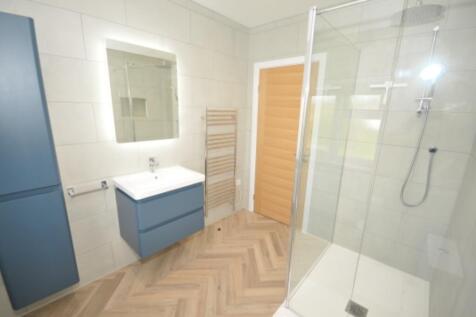 Shower room view 2