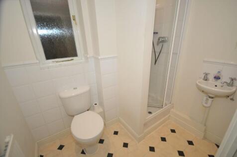 Downstairs shower