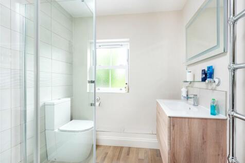 En Suite Shower Room