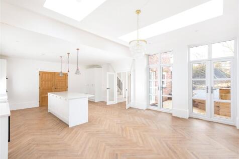 Kitchen/Family