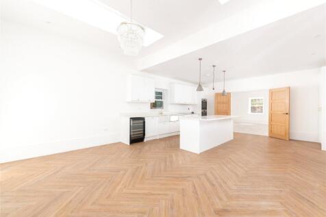 Kitchen/Family