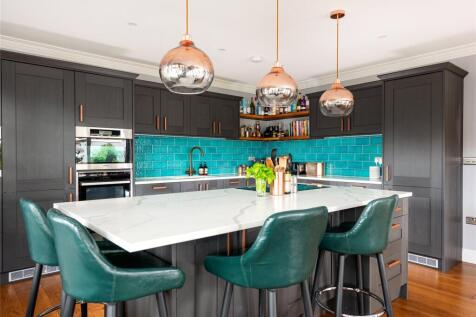 Kitchen/Breakfast 2