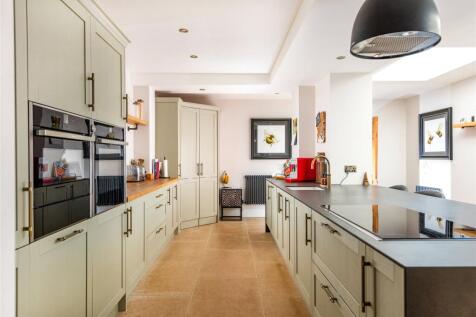 Kitchen/Breakfast