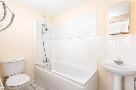 2nd Floor Bathroom