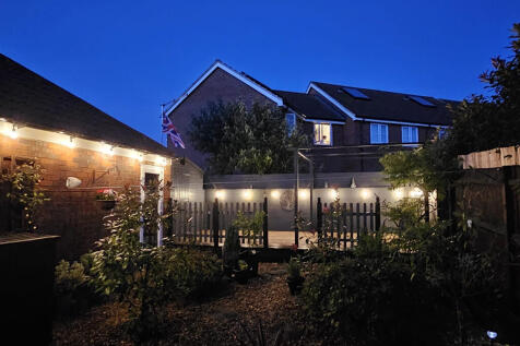 garden night