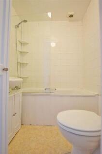 bathroom_inPixio.jpg