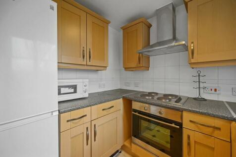 BCLR - 94 Windmill Drive - Kitchen B (4).jpg