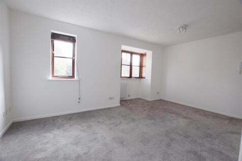 Lounge2.JPG