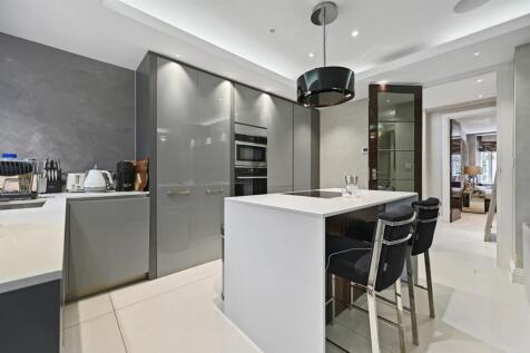 RCLR- 57 wellington court wellington road- kitchen