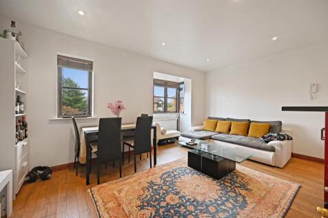 RCLR- 65 woodvale way- reception 9 (1).jpg