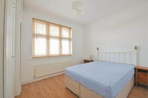 Bedroom 2_inPixio.jpg