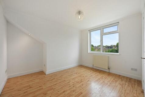 RE - 63 Craven Avenue - Bedroom3 (1).jpg