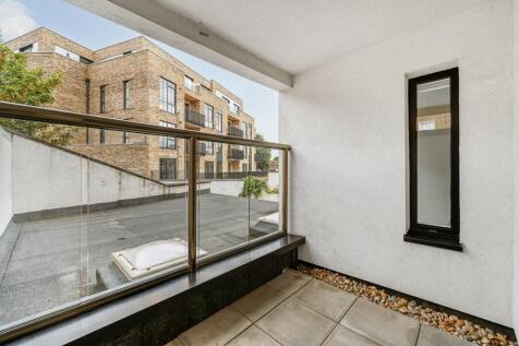 3 Tunstall Court-7.jpg