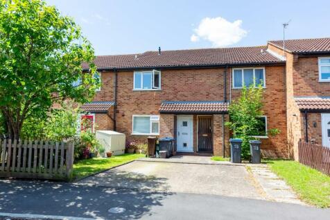 94 Hogarth Crescent, Colliers Wood, London, SW19 2