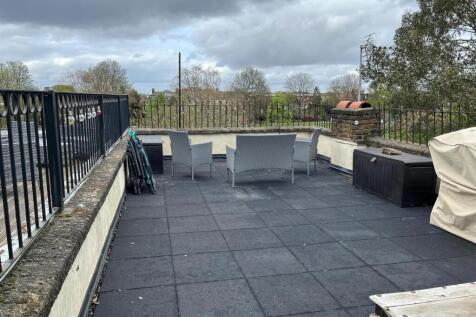 Roof Terrace.jpg