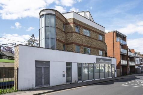 Flat 1, 191 Hartfield Road SW19 external.jpg