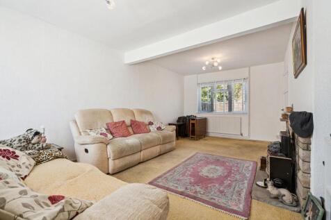 10 Watson Close, Colliers Wood, SW19 reception 2.j