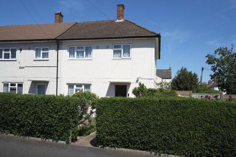 10 Watson Close, Colliers Wood, SW19 external 1.jp