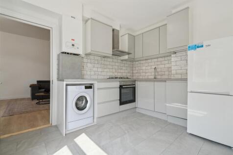 240b Merton Road, Wimbledon kitchen 1.jpg