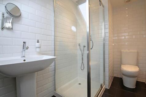 En-suite top floor