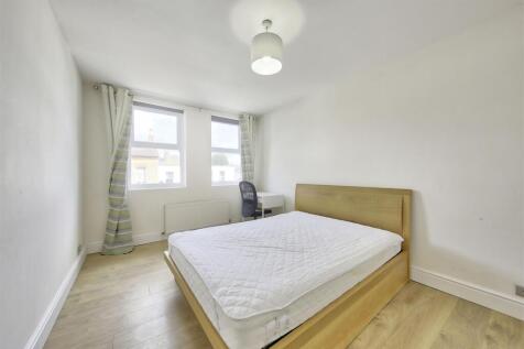 Bedroom 2.jpg