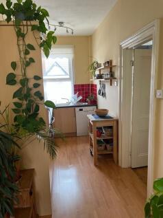 Kitchen 1.jpg