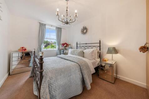 18a Petworth Street, SW11 4QR-1.jpg