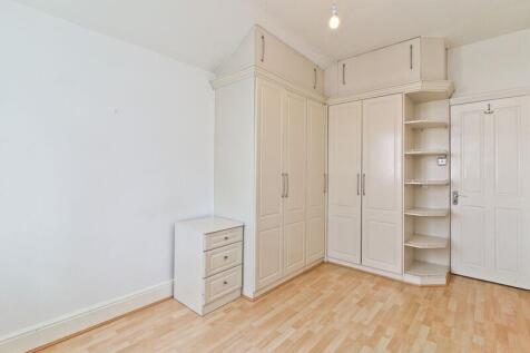 wardrobes.jpg