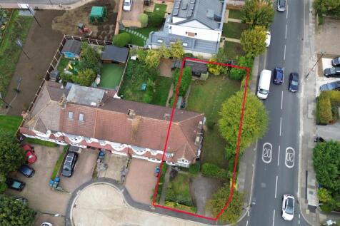 1 Orchard Close Arial view 2.jpg