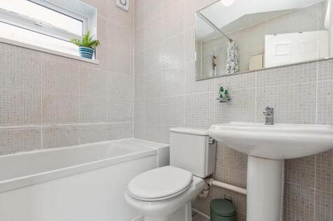 59b Kingston Road SW19  bathroom 1.jpg