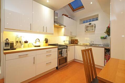 64 Merton Road SW19 kitchen 1.jpg