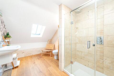 Bed Two En Suite