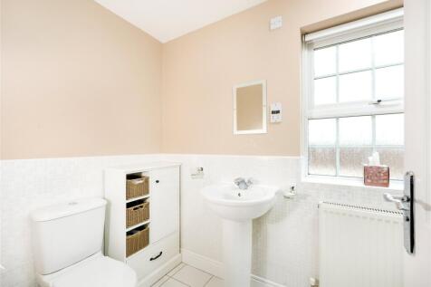 Bed 2 En Suite