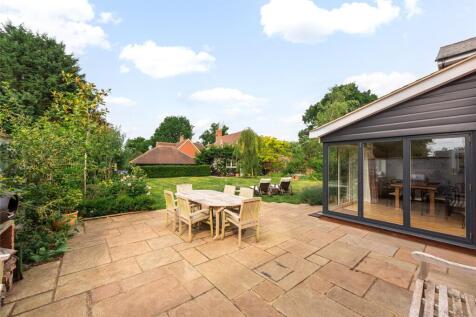 Rear Patio/Garden