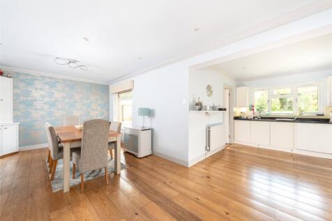 Kitchen/Breakfast Rm