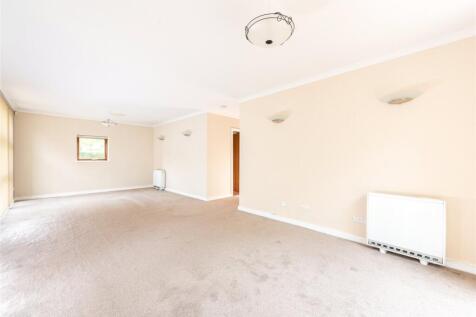 Sitting/Dining Room