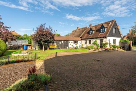 Rear/Driveway