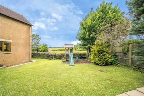 Rear Garden and View