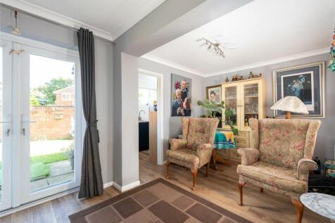 Brkfast/Family Room