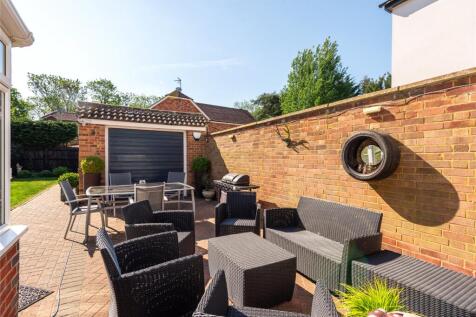 Entertaining Area