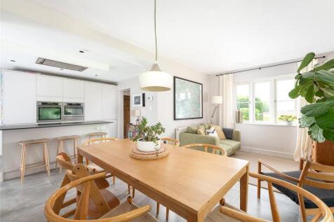 Kitchen/Dining/Fam