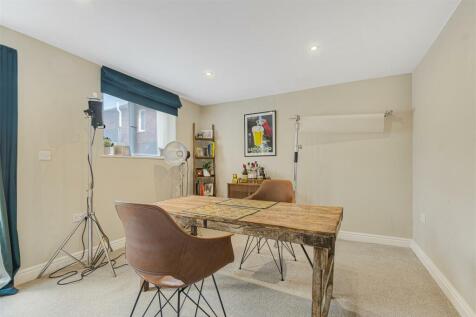 Apartment 4B