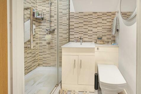 Apartment 4B