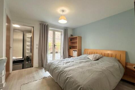 Bedroom.jpg