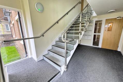 Stairwell 1.jpg