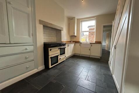 New Kitchen 1.jpg
