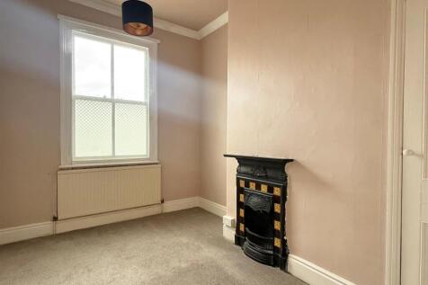 Photo 3 - Bedroom 2.jpg