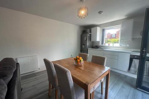Dining Area.jpg