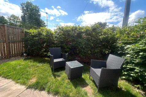 Garden 1 a.jpg