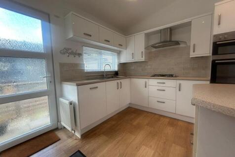 New Kitchen 1.jpg